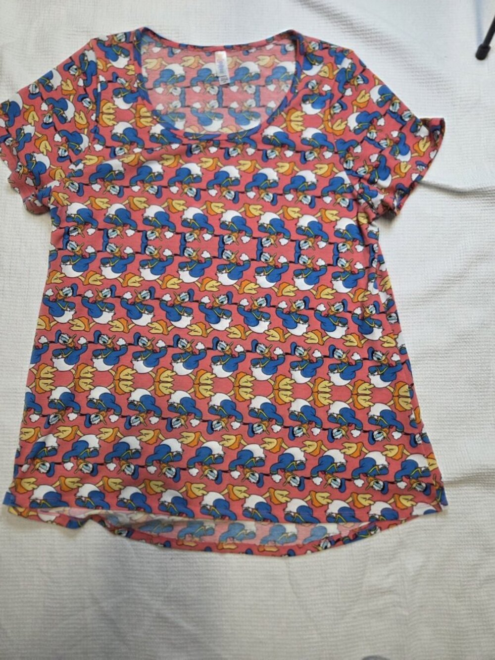 Lularoe Womens 2XL Classic Tee T-Shirt DISNEY DONALD DUCK